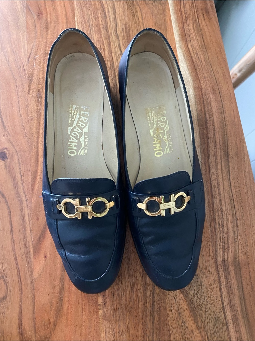Salvatore Ferragamo navy leather loafers with gold hardware size 6
